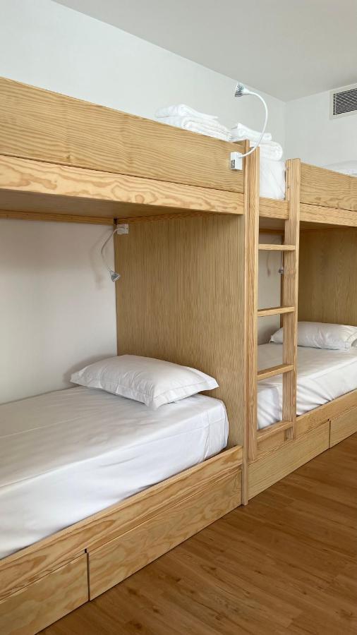 Matriz 55, Hostel & Suites Ponta Delgada Esterno foto