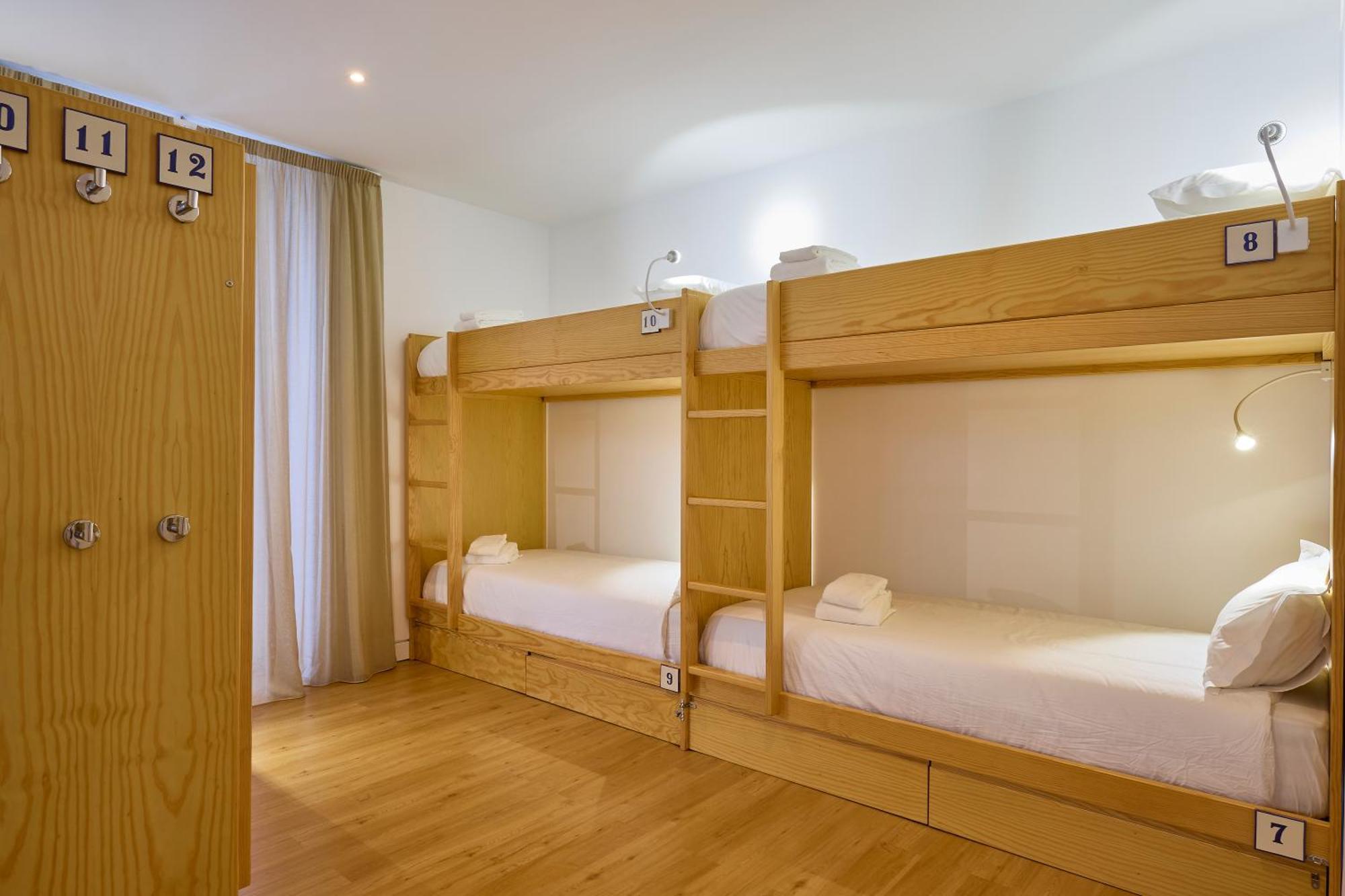 Matriz 55, Hostel & Suites Ponta Delgada Esterno foto